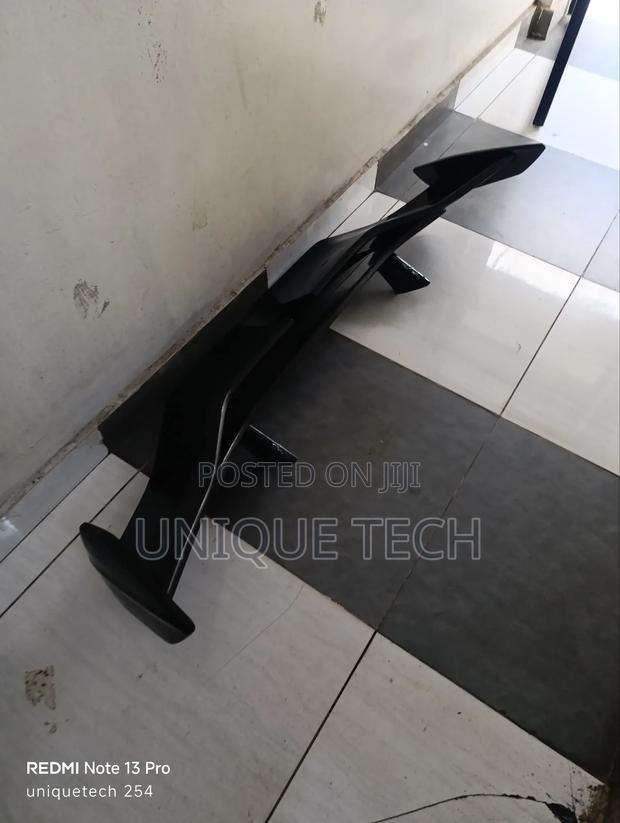 Universal Rear Sport Spoiler ,(Black Finish)