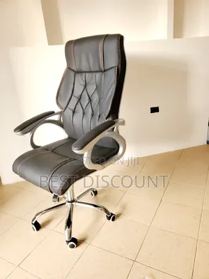 Ergonomic Leather Office Chair With Lumbar Support