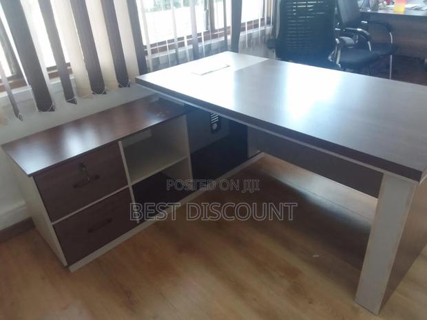 Executive Office Desk - Modern Design - thumbnail 2
