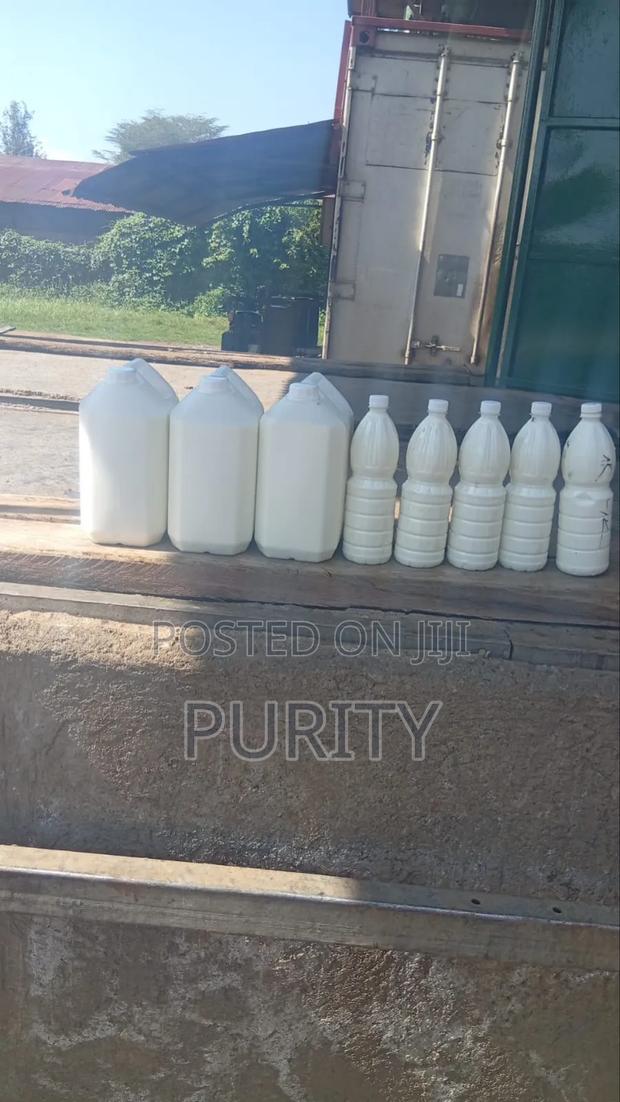 Fresh Goat Milk