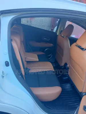 Honda Vezel 2019 White