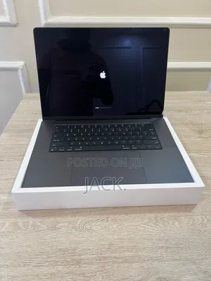 New Apple MacBook Pro 2023 M3 Pro 16-Inch 18GB Apple M3 SSD 512GB