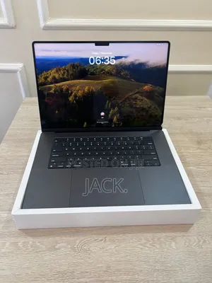 New Apple MacBook Pro 2023 M3 Pro 16-Inch 18GB Apple M3 SSD 512GB