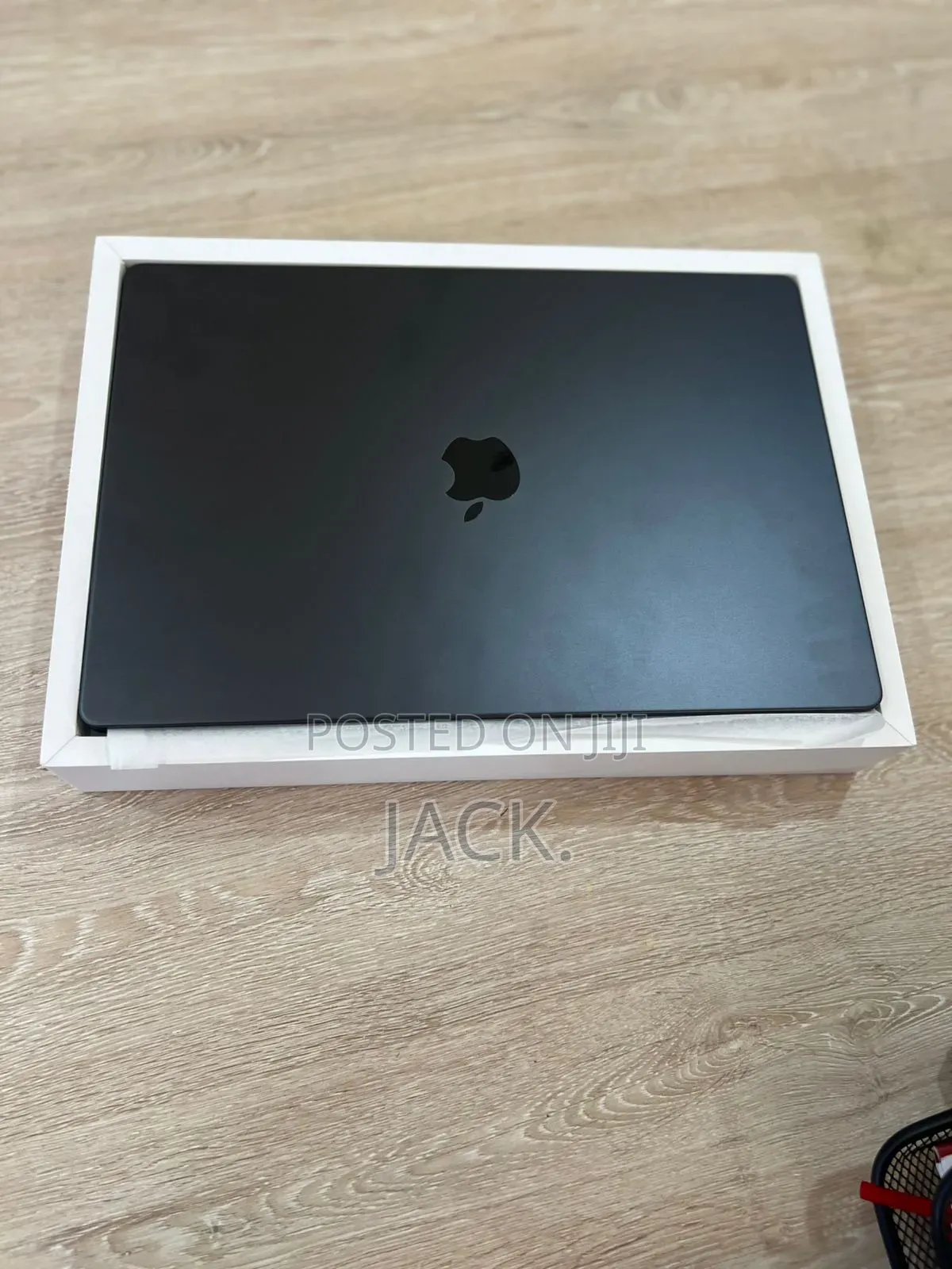 New Apple MacBook Pro 2023 M3 Pro 16-Inch 18GB Apple M3 SSD 512GB