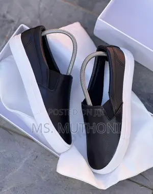 New Women’S Black Leather Slip-on Sneaker/ Rubber Shoes Size 37-42
