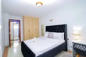 1 Bedroom Airbnb Stylish Comforts Available in South B