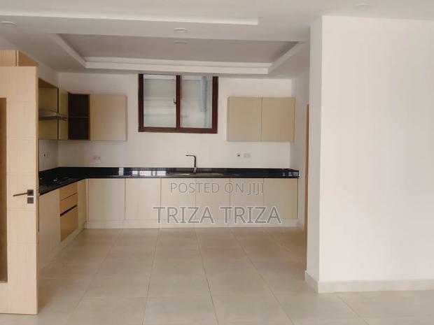 2bdrm Apartment in Parklands/Highridge for sale - main view