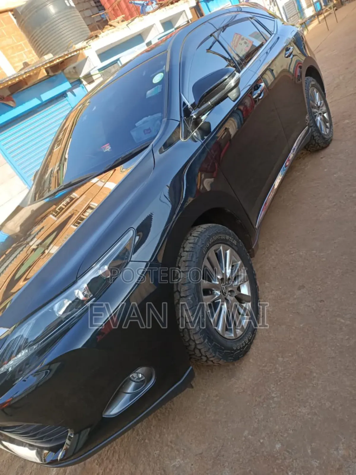 Toyota Harrier Electric Shock Boot