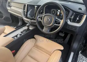Volvo XC60 T5 Inscription AWD 2018 Gray