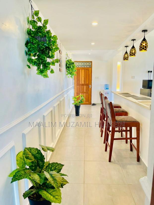 Mombasa Air BNBS - thumbnail 4