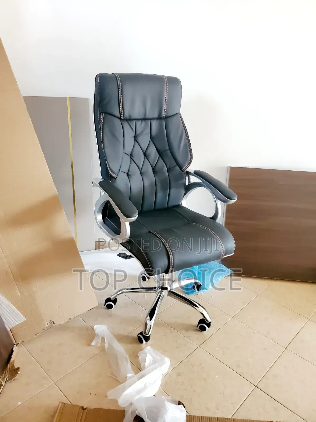 Leather Upholstery Office Chairs