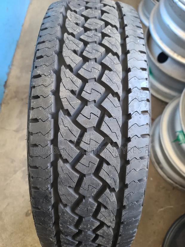 225/65r17 Goodyear Tires [Germany Technology] - thumbnail 2