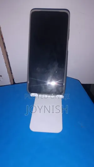 Flexible Brand New Phone Holder