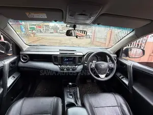 Toyota RAV4 2016 Silver