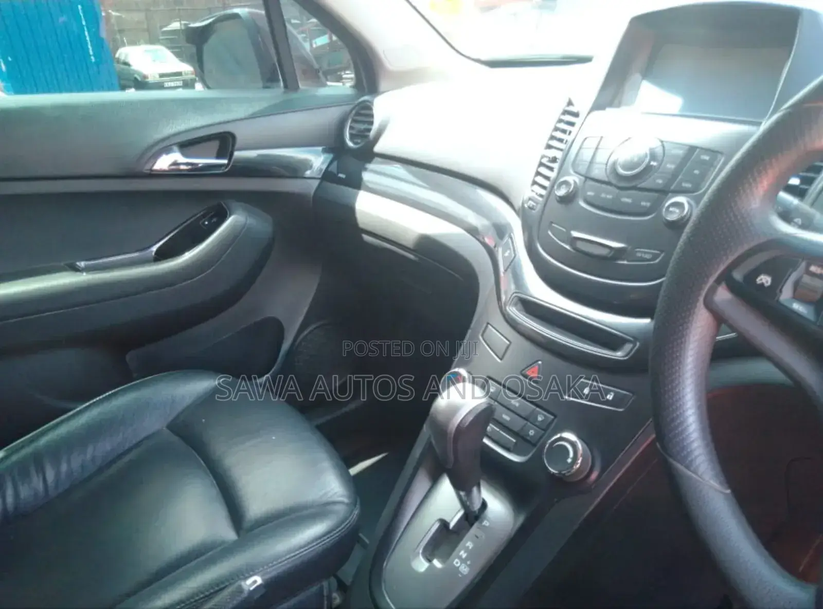 Chevrolet Orlando 2015 Brown