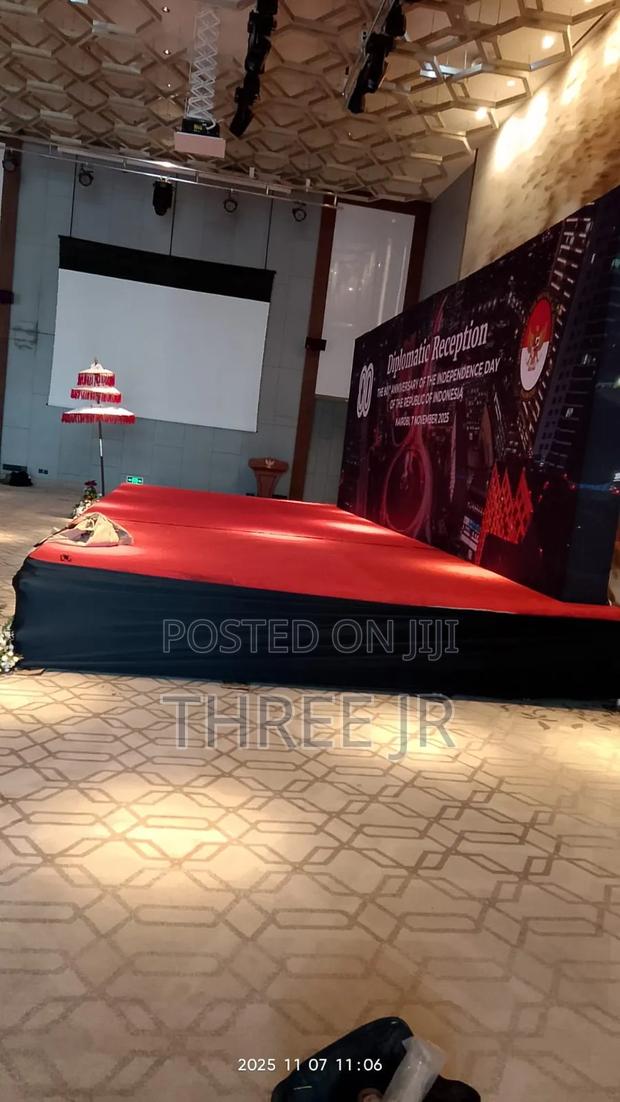 Stage for Executive Functions Available for Hire - main view