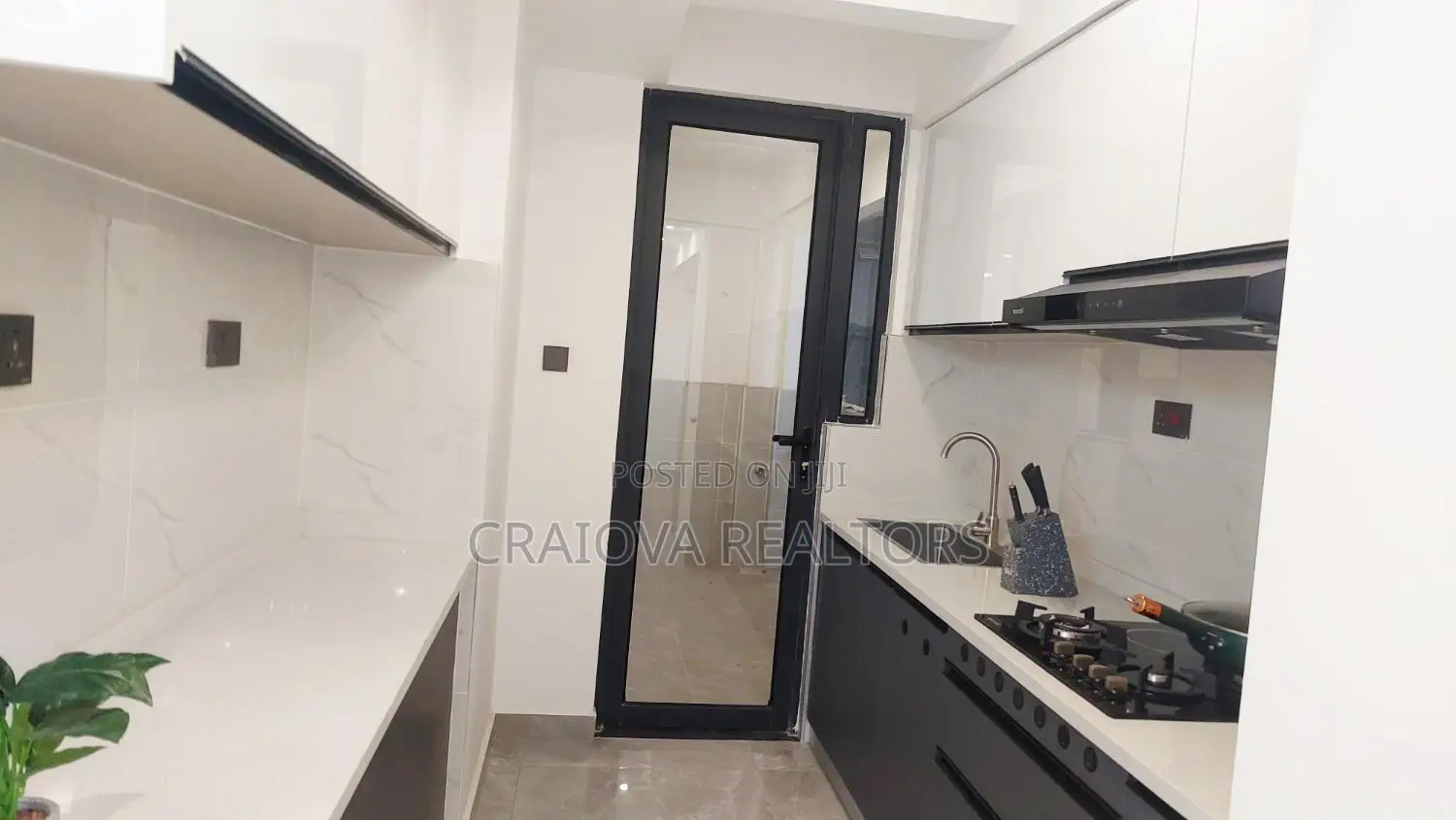 2bdrm Apartment in Valley Arcade for sale