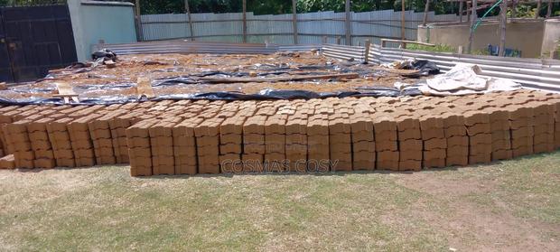 Interlocking Bricks - thumbnail 6