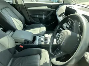 Audi Q5 2.0T Premium AWD quattro 2019 Silver