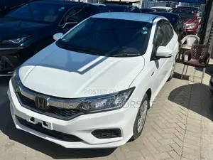 Honda Grace 1.5 Hybrid AWD 2018 White