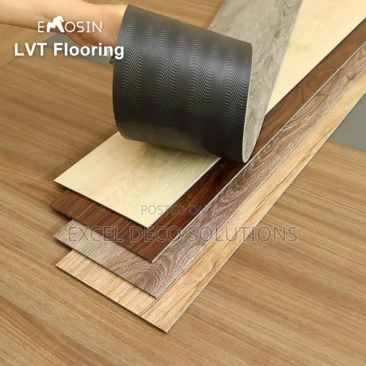 Textured Natural LVT Flooring – The Feel of Real Wood
