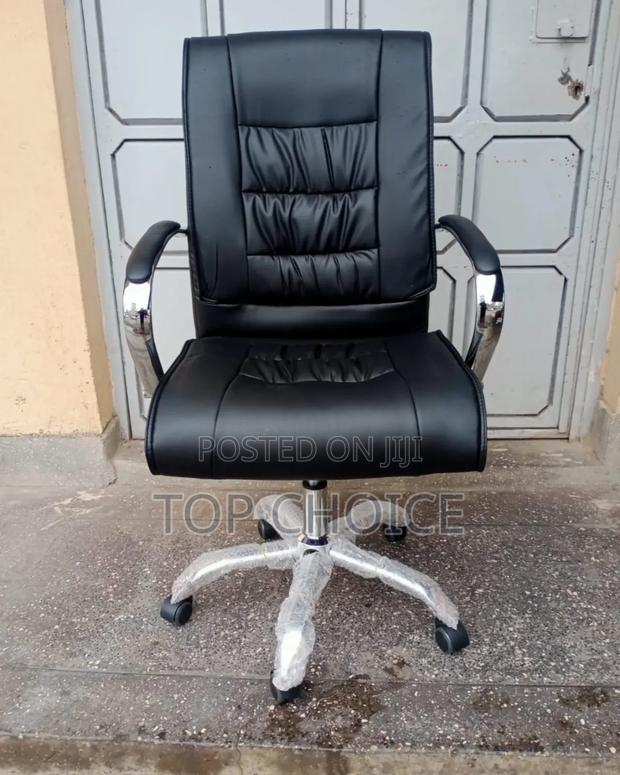 Office Chairs/Boardroom Chairs - main view