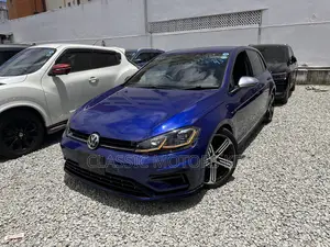 Volkswagen Golf R 4-Door w/DCC & Navigation 2019 Blue