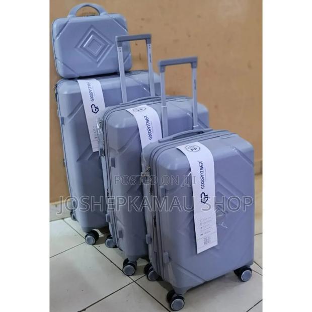 *4 In 1 Luxurious Unbreakable Suitcase*▪Zipper Closure Frame. - thumbnail 3