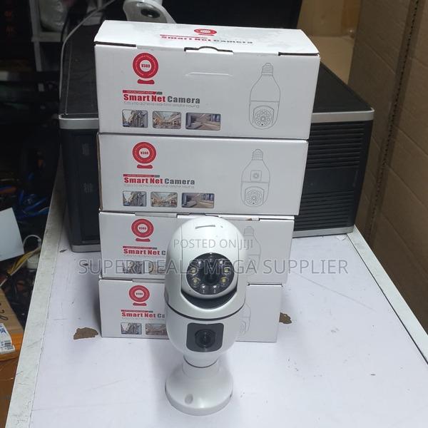 Dual Lens Outdoor Wifi Camera With Live View and Cloud Backup