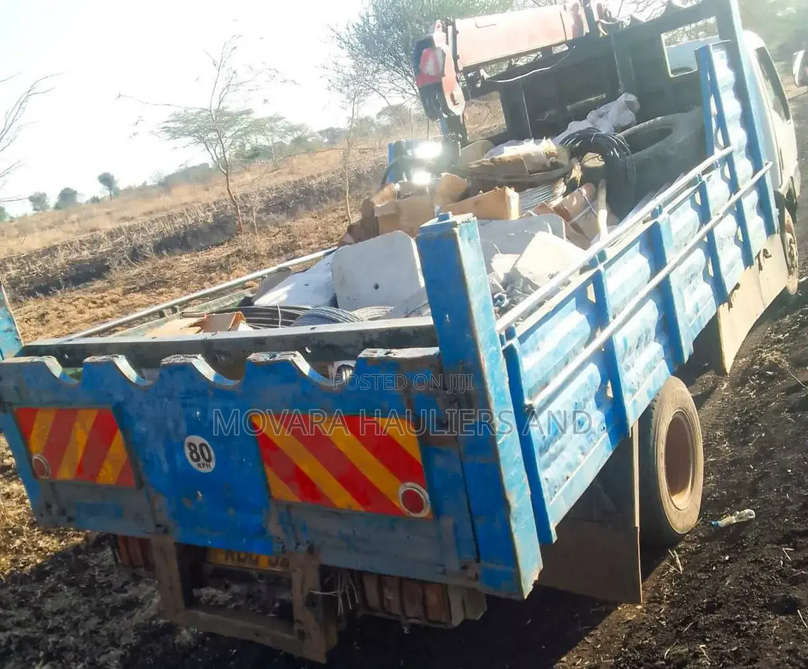 Crane for Heavy Duty Lifting at Hand