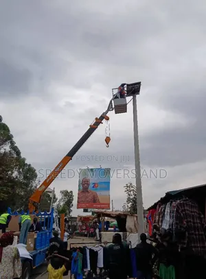 Hoisting Crane for Jobs Accesible