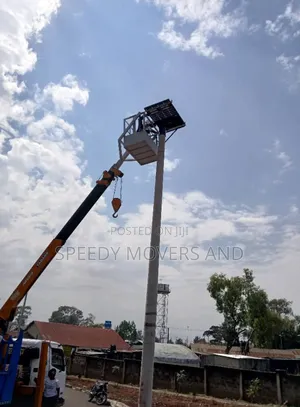 Hoisting Crane for Jobs Accesible