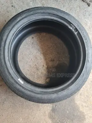225 /45 R17 Vredestein Tyres (India)