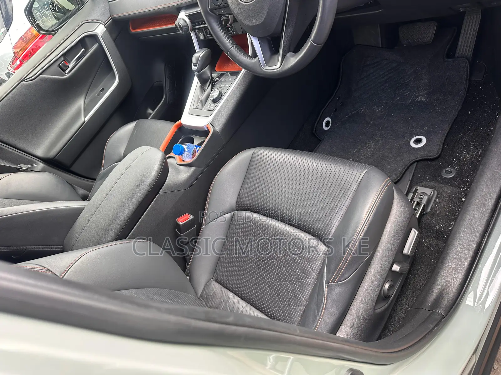 Toyota RAV4 Adventure 2019 Beige
