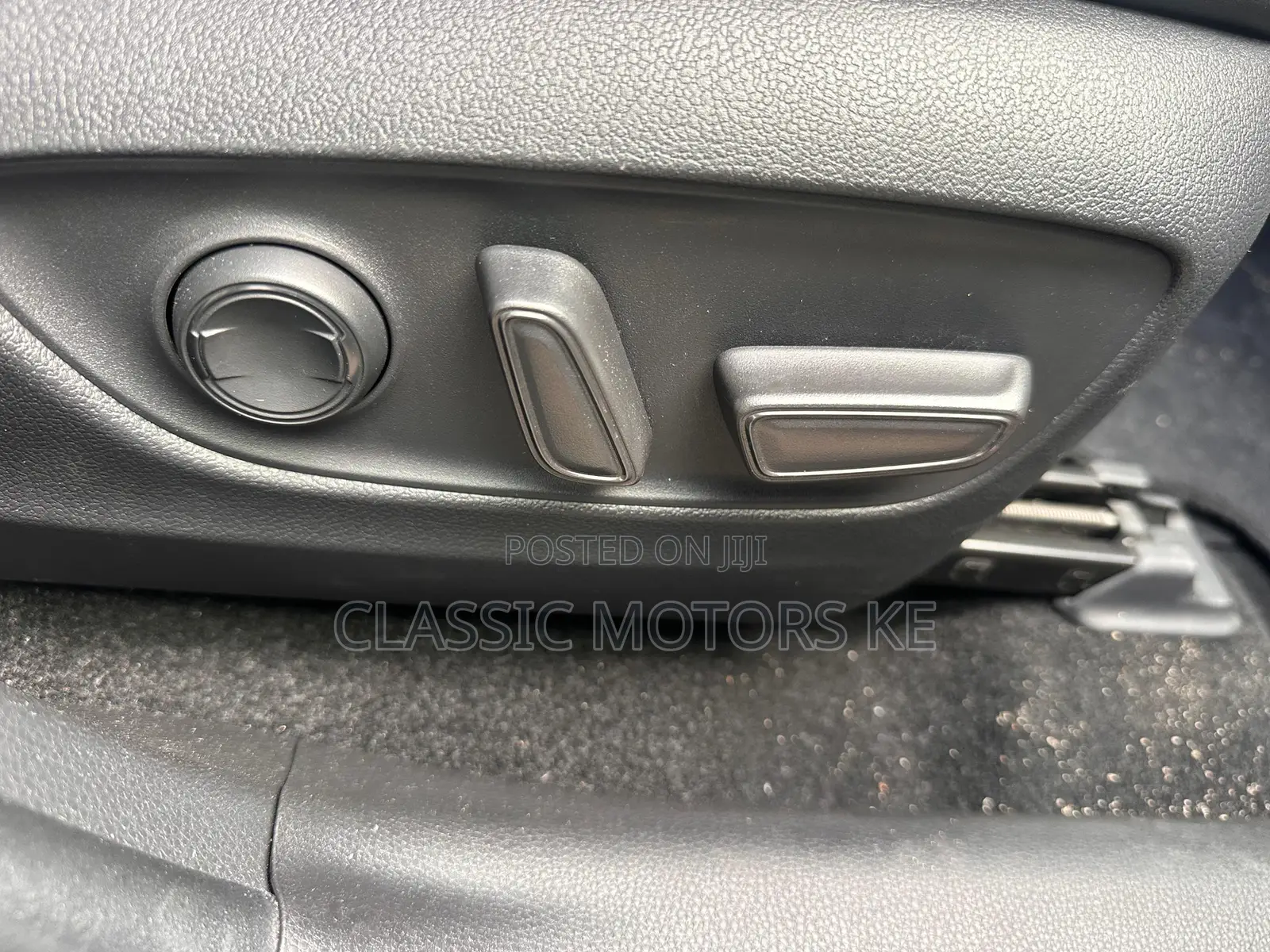 Toyota RAV4 Adventure 2019 Beige