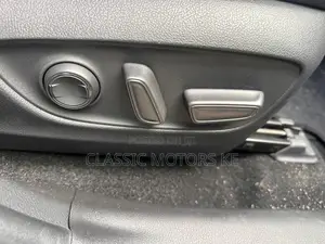 Toyota RAV4 Adventure 2019 Beige