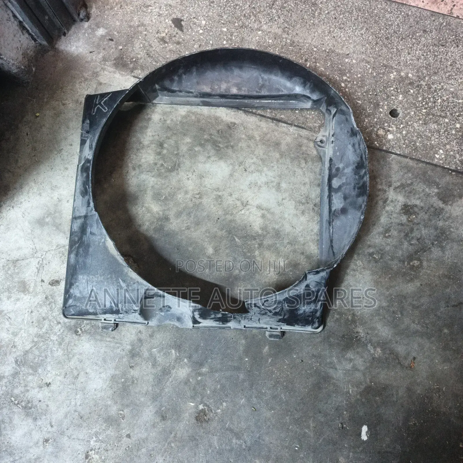 Toyota Dyna Radiator Cover