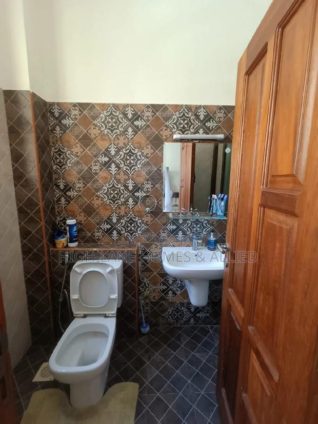 4bdrm Maisonette in Off Beachroad, Nyali for sale