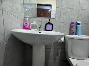 Spacious Suite 1 Bedroom Airbnb in South B