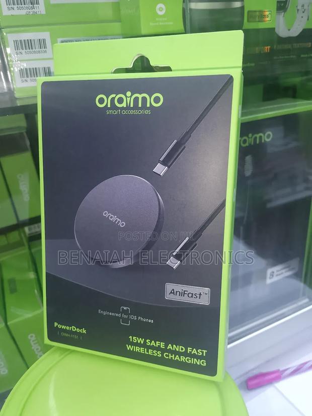 Wireless Charger 15w.Safe and Fast Charger - main view