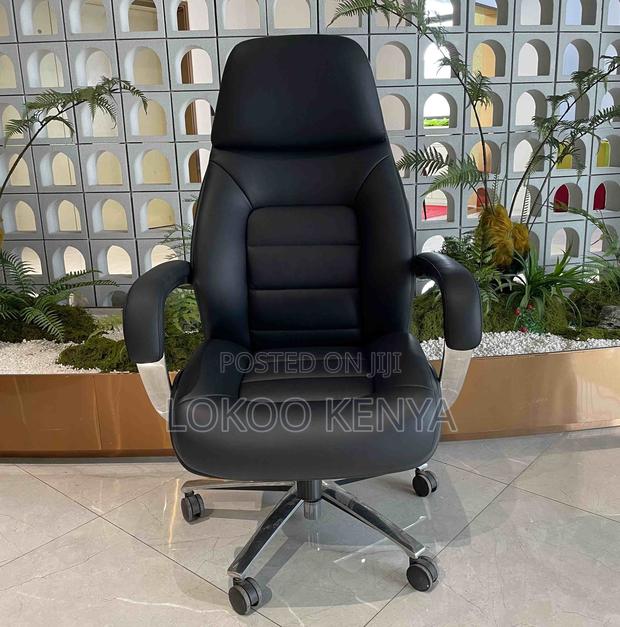 Office Chair; Ergonomic Swivel High Back Executive Manager's Seat
