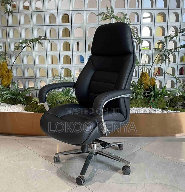 Office Chair; Ergonomic Swivel High Back Executive Manager's Seat - thumbnail 5