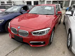 BMW 118i 2018 Red