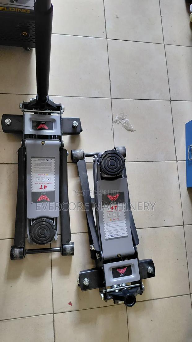 Commeracial 4tonne Trolley Jack for Garage Users. - thumbnail 2