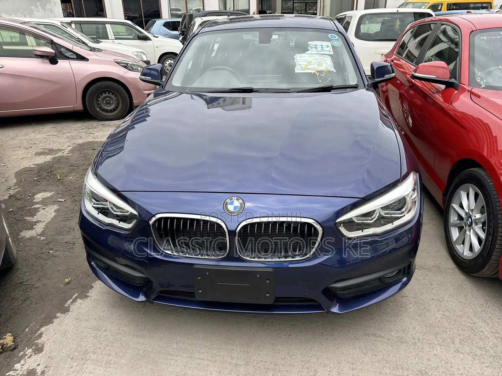 BMW 118i 2018 Blue