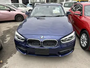 BMW 118i 2018 Blue