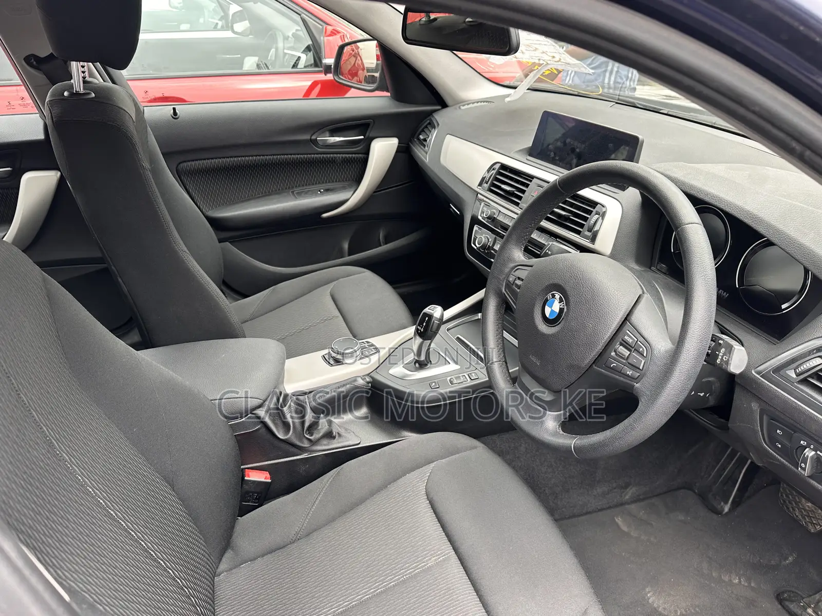 BMW 118i 2018 Blue