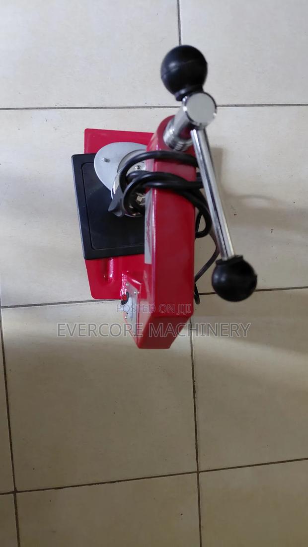 Heavy Duty Tyre Vulcanizing Machine Electric Powered. - main view