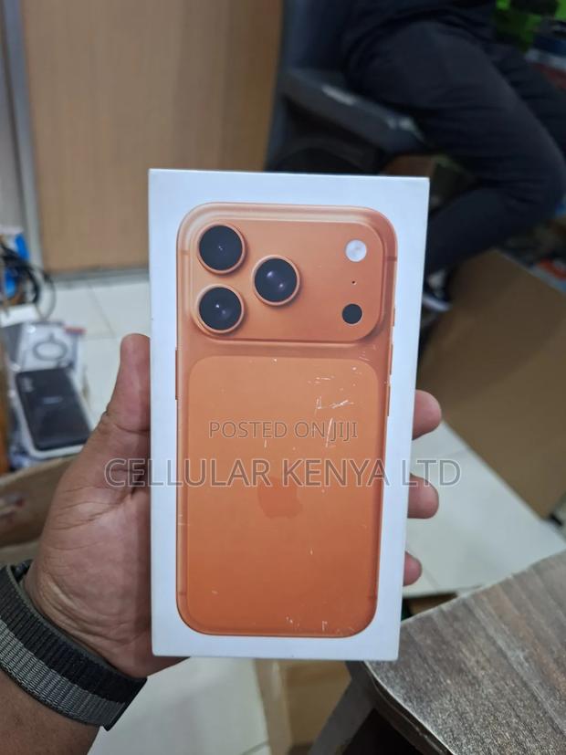 New Apple iPhone 17 Pro 256 GB Orange - main view