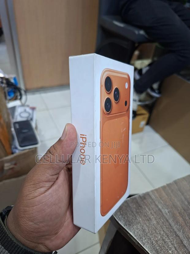 New Apple iPhone 17 Pro 256 GB Orange - thumbnail 2